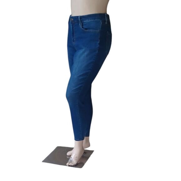 8139....Women's AVA VIV Skinny Jeans Size 14W, W32" 10"Inseam  27"Rise - Picture 3 of 6